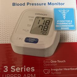 Omron Series 3 Blood pressure Monitor NEW