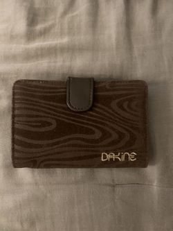 Dakine wallet
