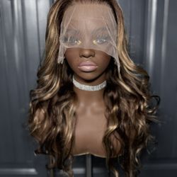 WIG 100% HUMAN HAIR 32”