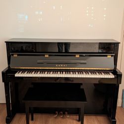 Kawai CX-10 Upright Piano 