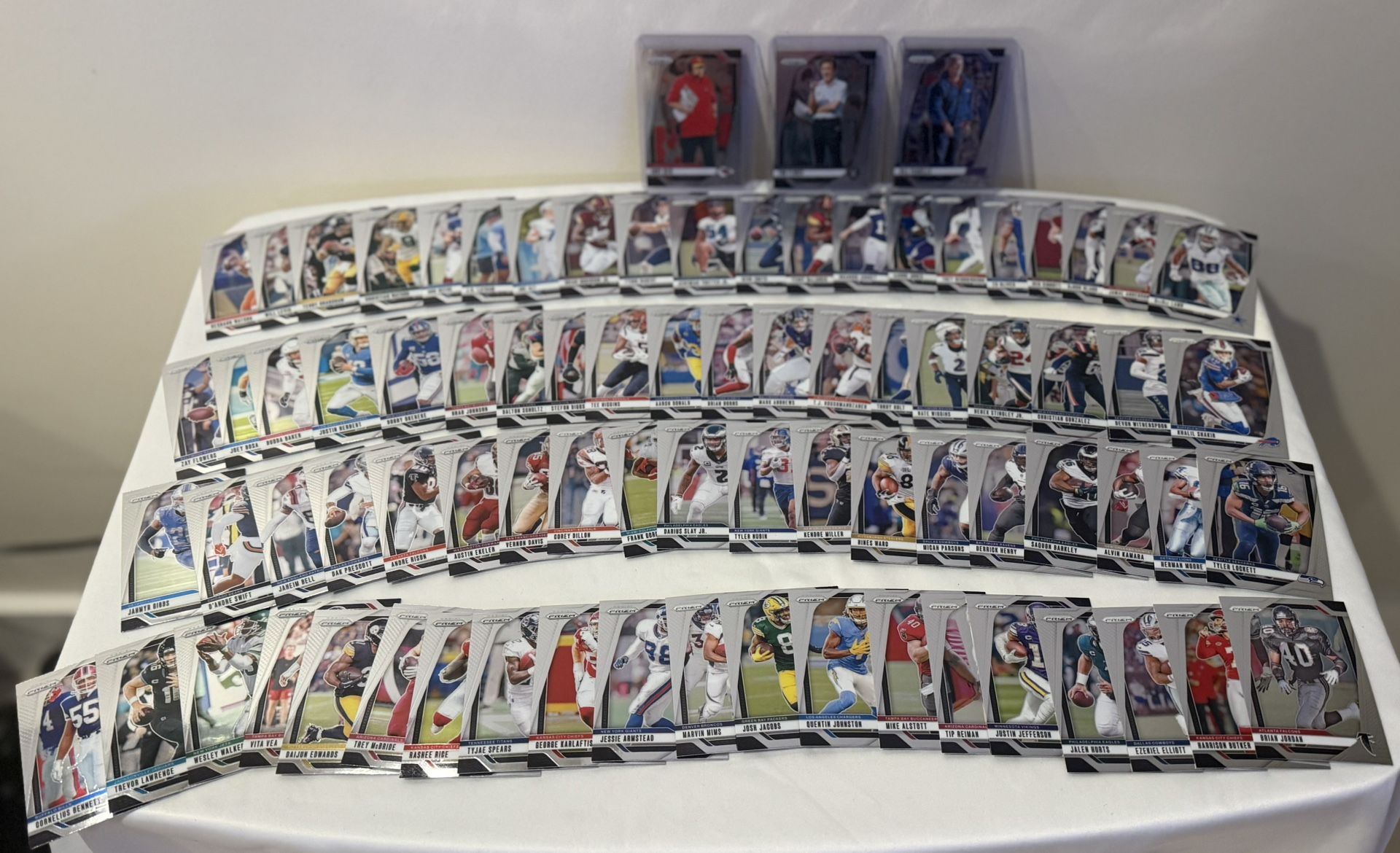 2024 NFL Trading Cards /Panini 80 cards.
