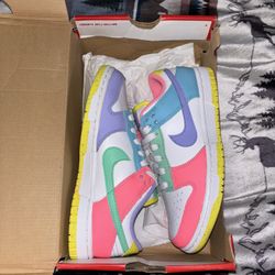 Nike Dunk Size 5.5 Women’s 