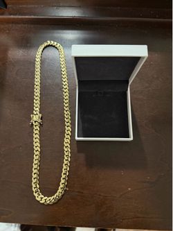 14K Gold plated Cuban Link Chain with Fancy Clasp