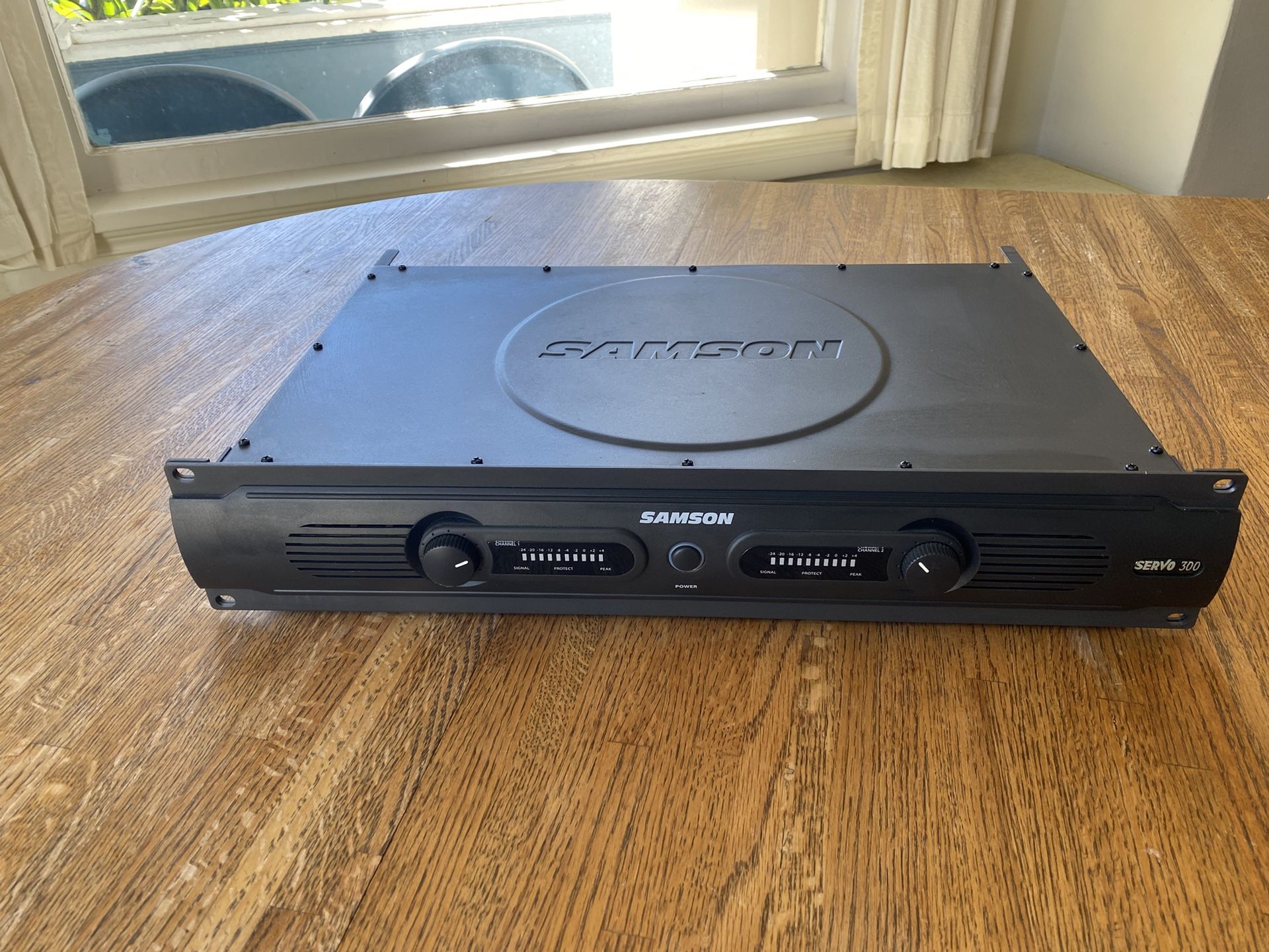 Samson Servo 300 Amplifier