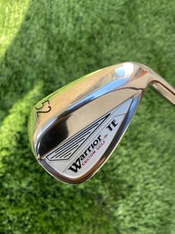 52 degree Golf wedge