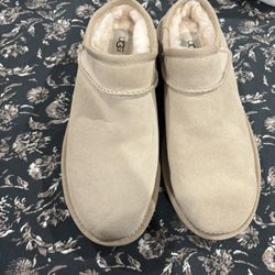 Authentic Ugg Slipoers