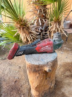 Milwaukee Fuel Cordless Angle Grinder