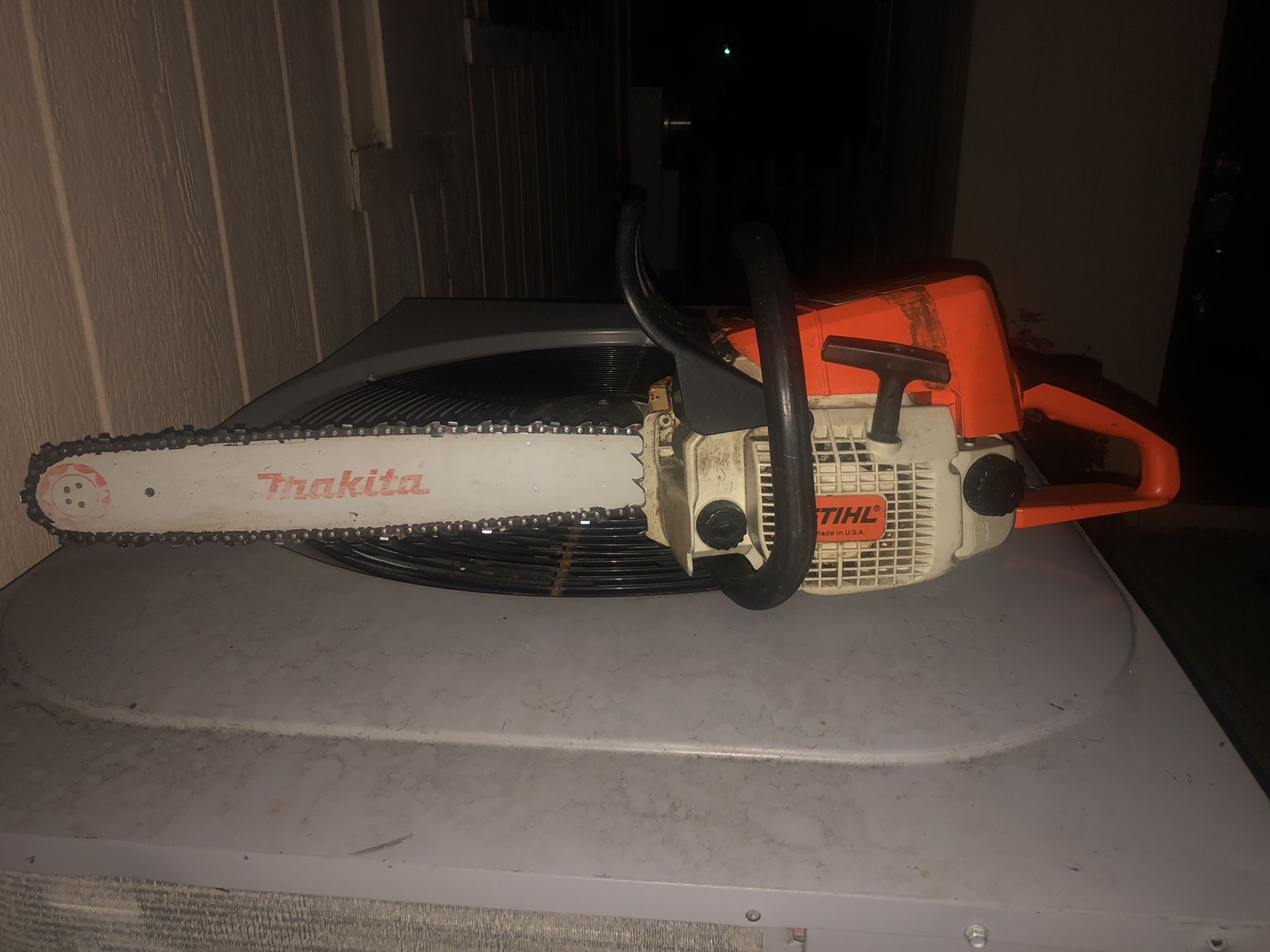 Stihl chainsaw 023