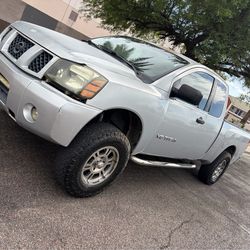Nissan Titan