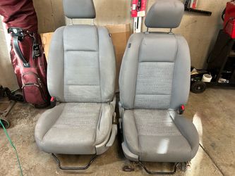 2007 Mustang seats