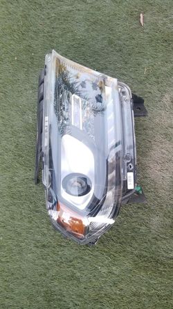 2014 2016 2018 2019 dodge durango headlight right
