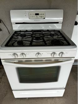 Frigidaire Gas Stove