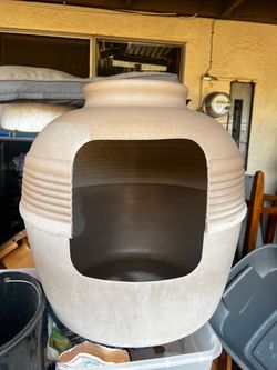 FREE Litter Box for Cats 🐈