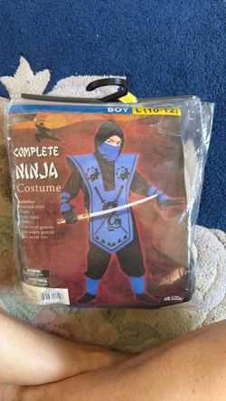 Boys ninja costume size 10-12