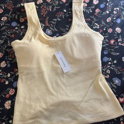 Francesca’s Tank Top Medium 