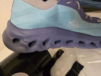 Shoes new cloud tilt new size w10