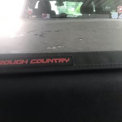 Tri-fold Bed Cover For 2007-2017 GMC Or Chevy