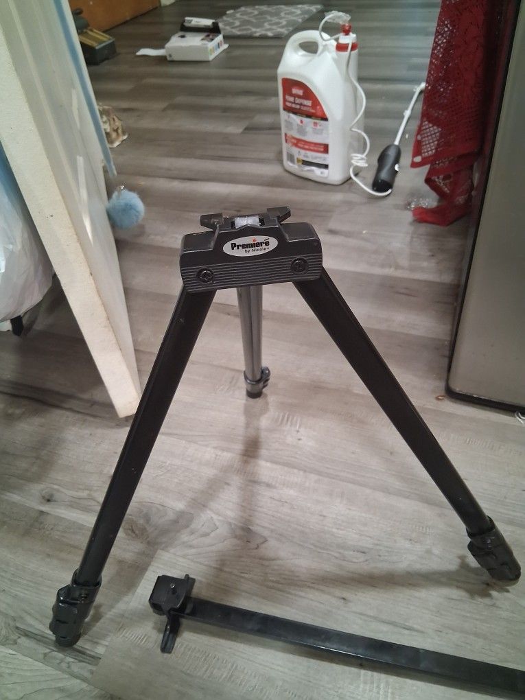 Premier Art Easel