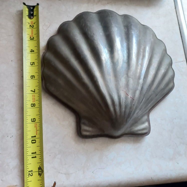 Giant Metal Clam Shell