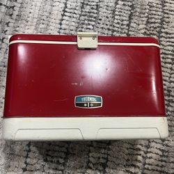 Vintage 1970s Solid Red Thermos Brand Metal Ice Chest Cooler $175 or best offer