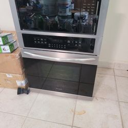 Frigidaire microwave oven combo 27"