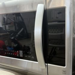 LG smart over-the-range microwave