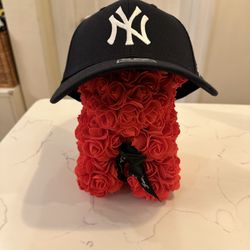 Yankees Roses Teddy Bear 