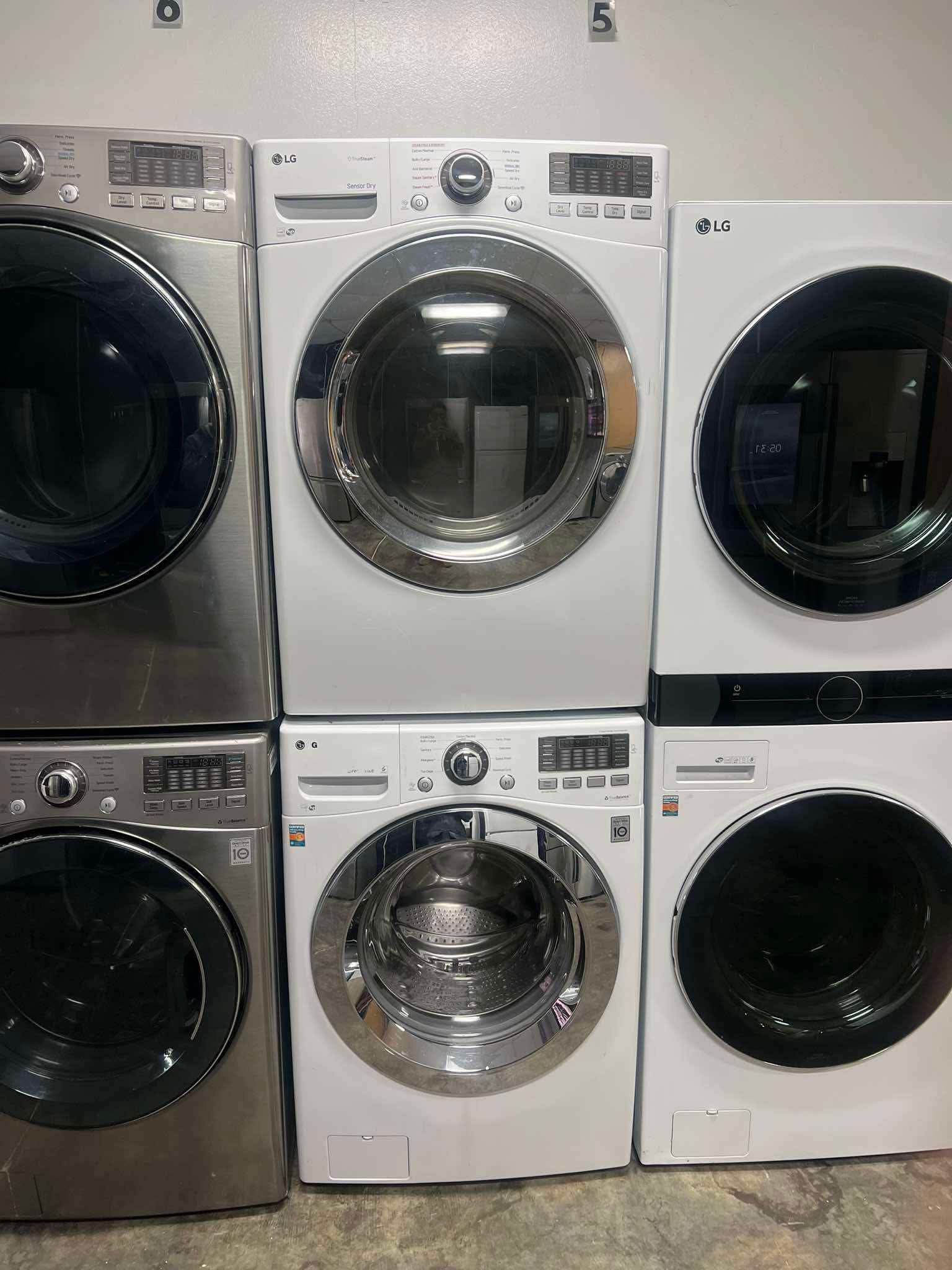 LG Washer And Dryer Set