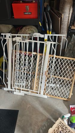 Baby gate