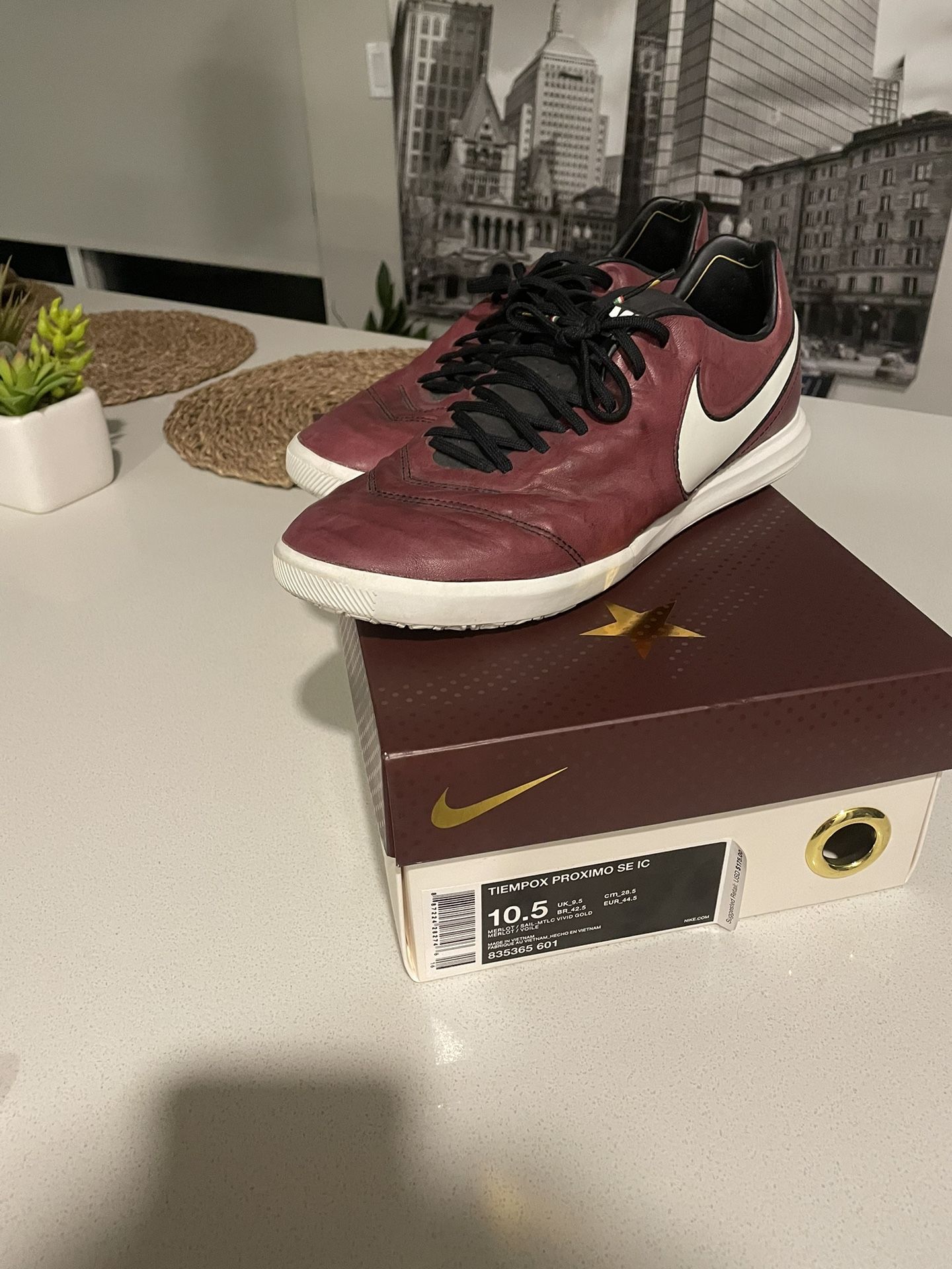 Nike Tiempo Indoor Soccer - Tiempox Proximo SE IC (Pirlo Edition)