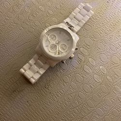 It Has A Missing Rod To Hold The Strap Together And Im Willing To Sell It For  $200 Dollars  Willing To Negotiate 