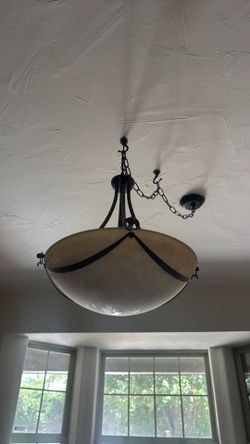 Chandelier & 2 ceiling light set