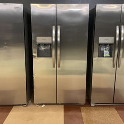 New Frigidaire Side By Side Refrigerator‼️‼️