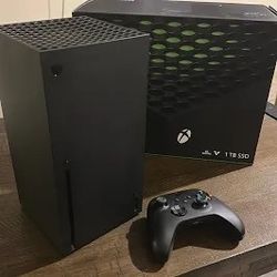 Xbox Series X.       (READ DESCRIPTION)