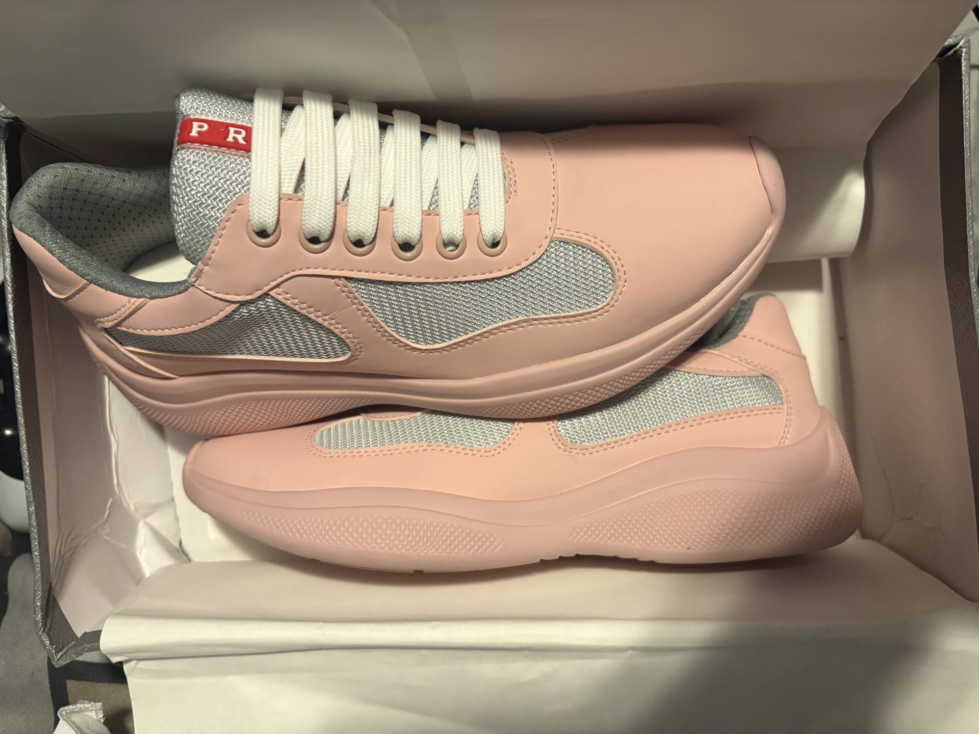 Pradas