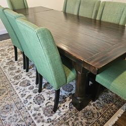 Gorgeous And Stately Pottery Barn Dining Table