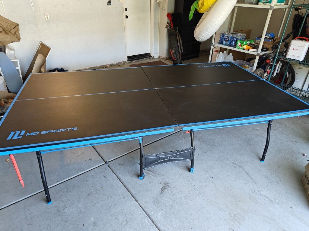 We Are Moving - Ping pong Table