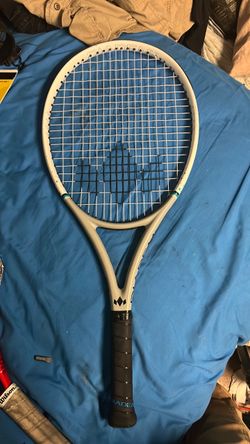 Diadem rise 25 junior Tennis Racket