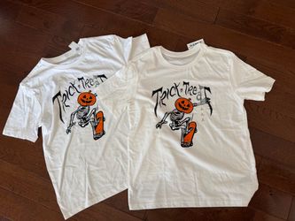 NWT Set of 2 Kids size 10-12 Halloween Shirts