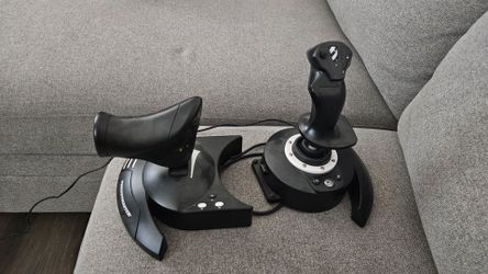 XBOX Thrustmaster hotas flight stick