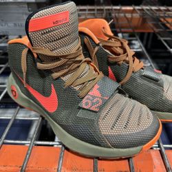 Nike KD Trey Size 10