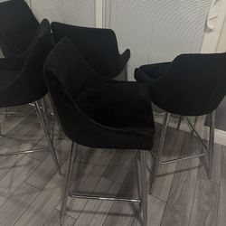 6 Velvet Bar Stools 