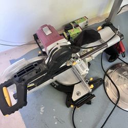 CHICAGO ELECTRIC MITER SAW