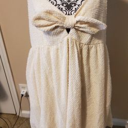 Women Cream Spaghetti Strap Mini Dress Size Large
