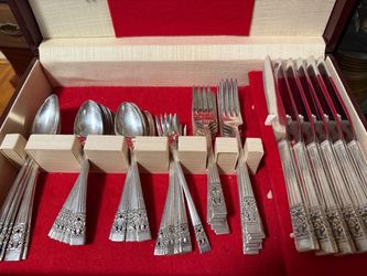 Beautiful Vintage Community Silverplate Flatware Set in Wood Chest, Coronation