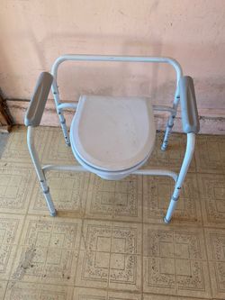 Portable Bedside Commode Chair