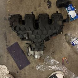 2013 Ford Focus Stock Intake Manifold