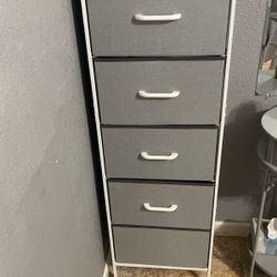 Brand New 5 Drawers Dresser And Chair 