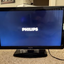 Phillips 32 in LCD TV (with power cord, no remote)