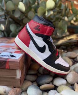 Jordan 1 Black Toe Reimagined Sizes 10.5
